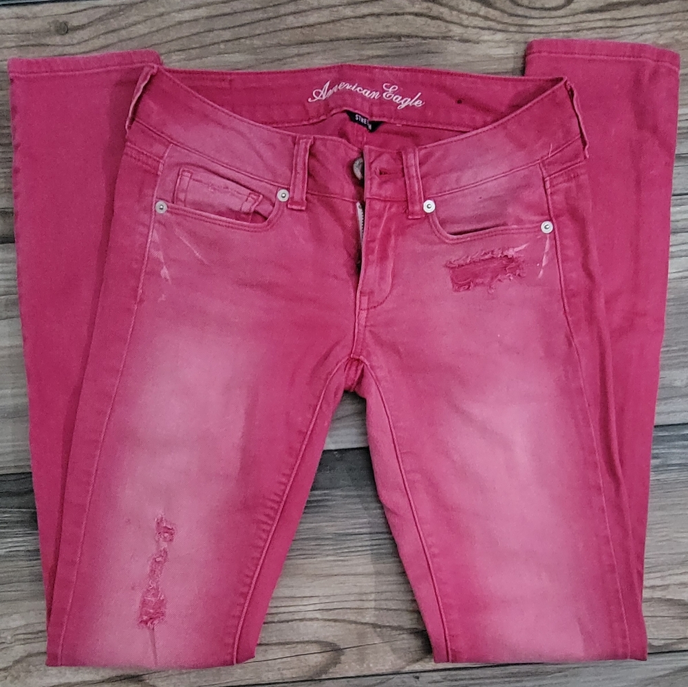 American Eagle Raspberry pink denim jeans